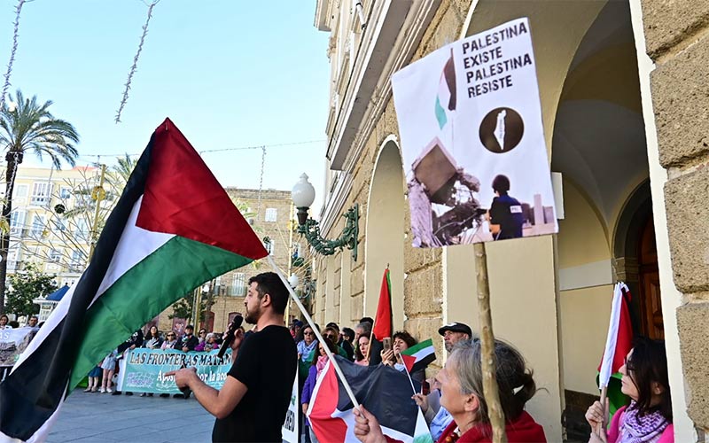 Cádiz exige el fin del genocidio en Palestina en el Día de los Derechos Humanos: “no hay nada que celebrar, sí mucho por lo que luchar”